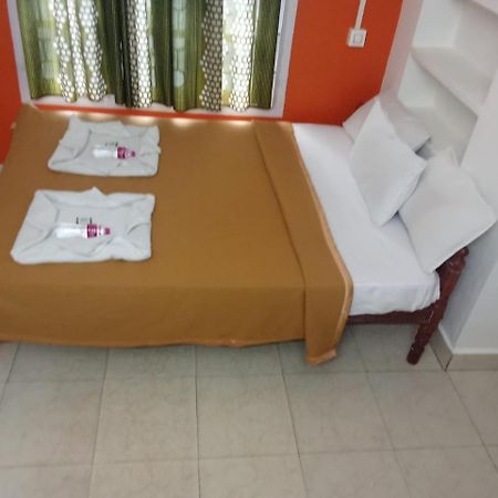 Hotel Orginal Residency 科兰 客房 照片