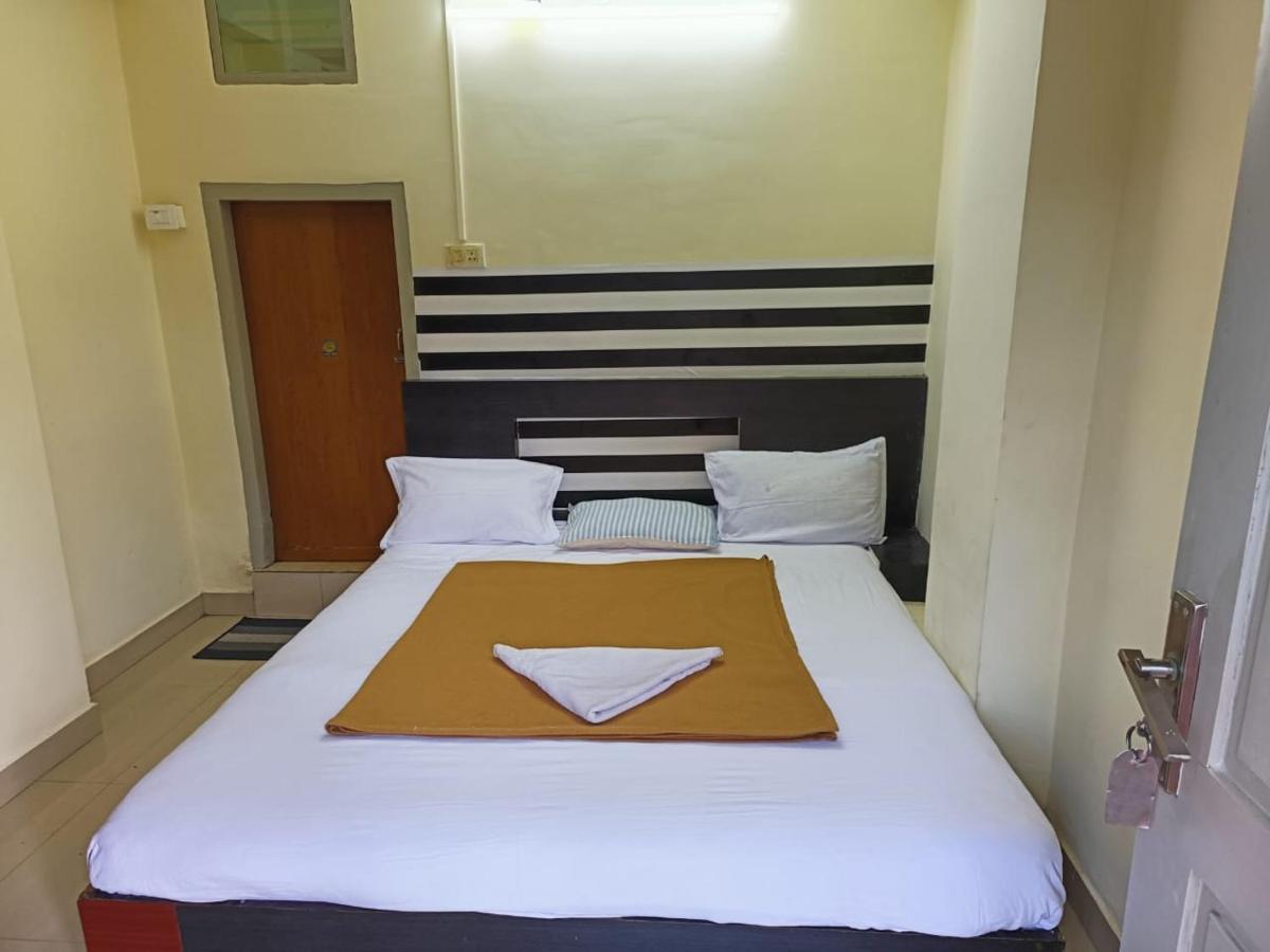 Hotel Orginal Residency 科兰 外观 照片