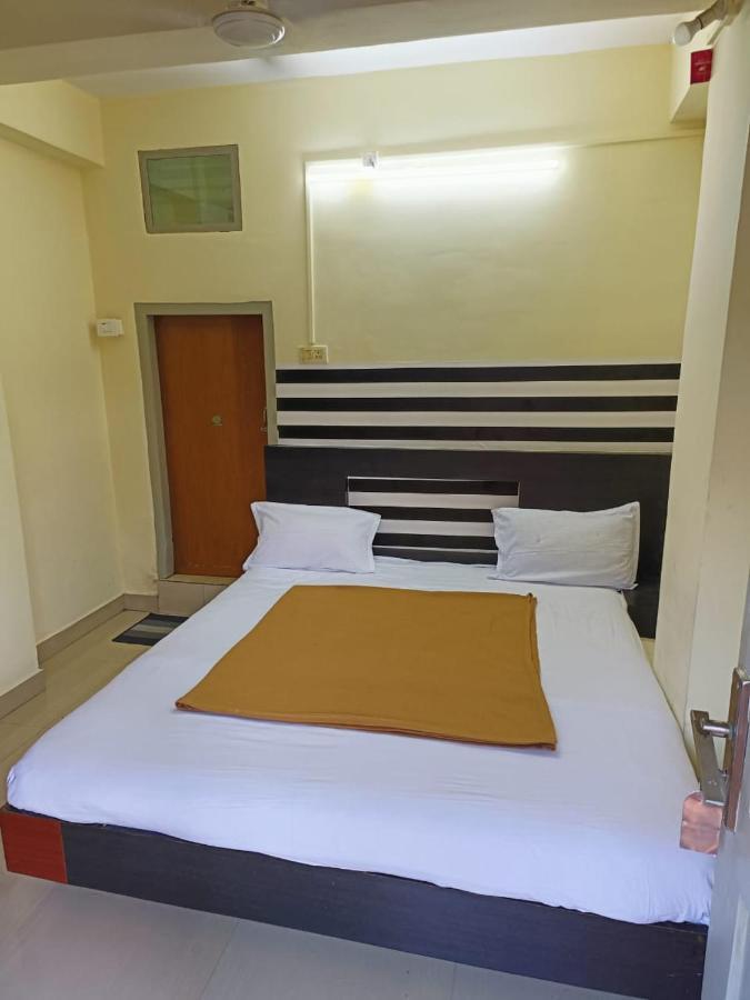 Hotel Orginal Residency 科兰 外观 照片