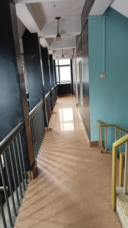 Hotel Orginal Residency 科兰 外观 照片