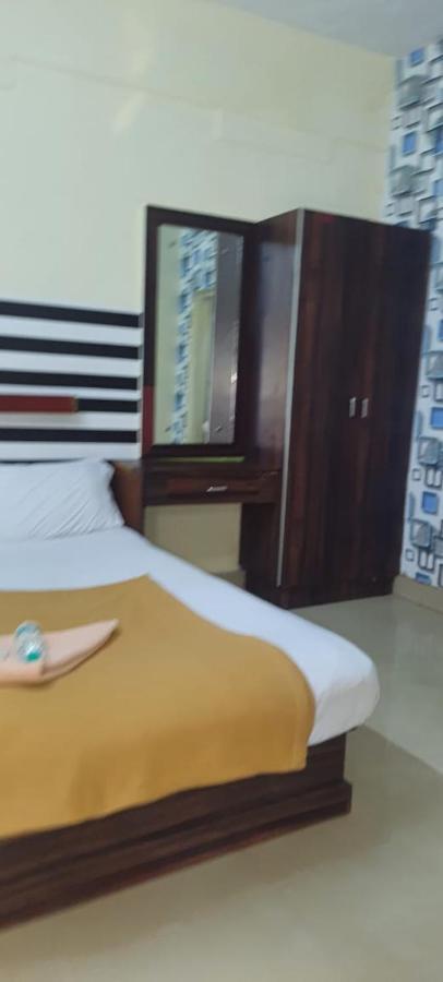 Hotel Orginal Residency 科兰 外观 照片
